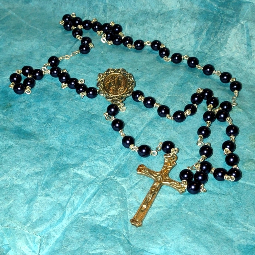 Gorgeous Vtg navy blue rosary with Mother Mary and Jesus, nicely weighted rosary